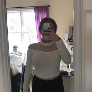 💟White crop top with attached choker💟